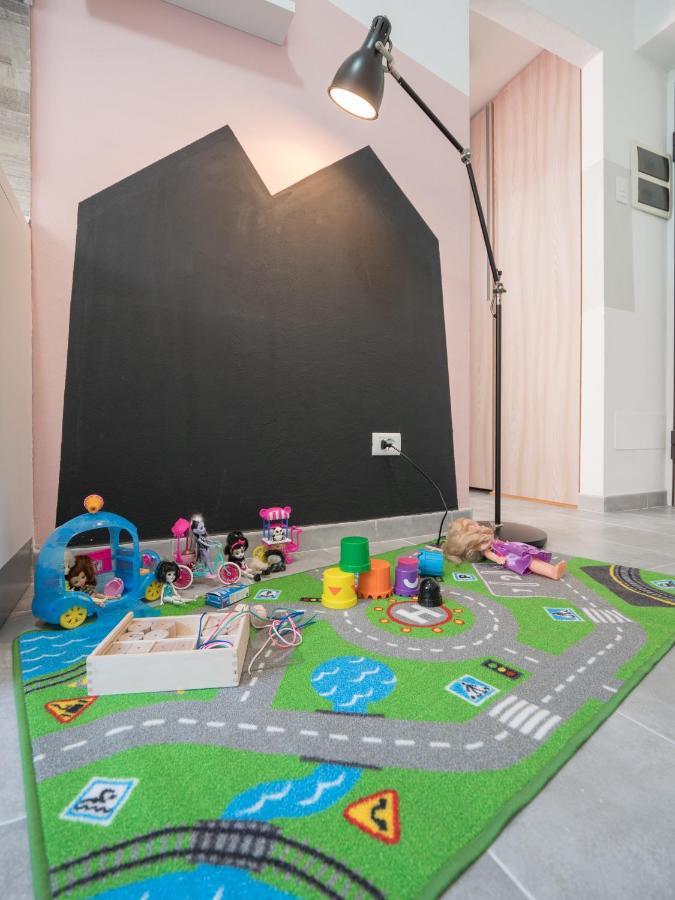 Babyaccommodation Family Panoramic II Pietra Ligure Buitenkant foto
