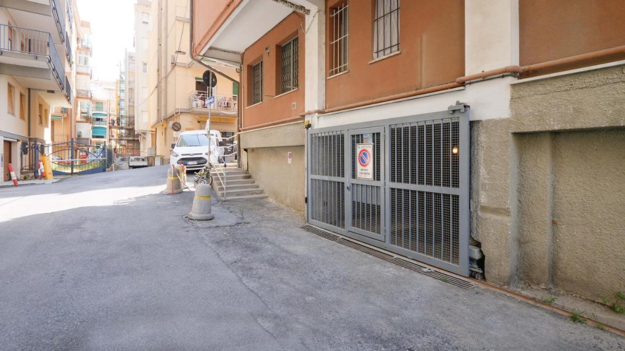 Babyaccommodation Family Panoramic II Pietra Ligure Buitenkant foto