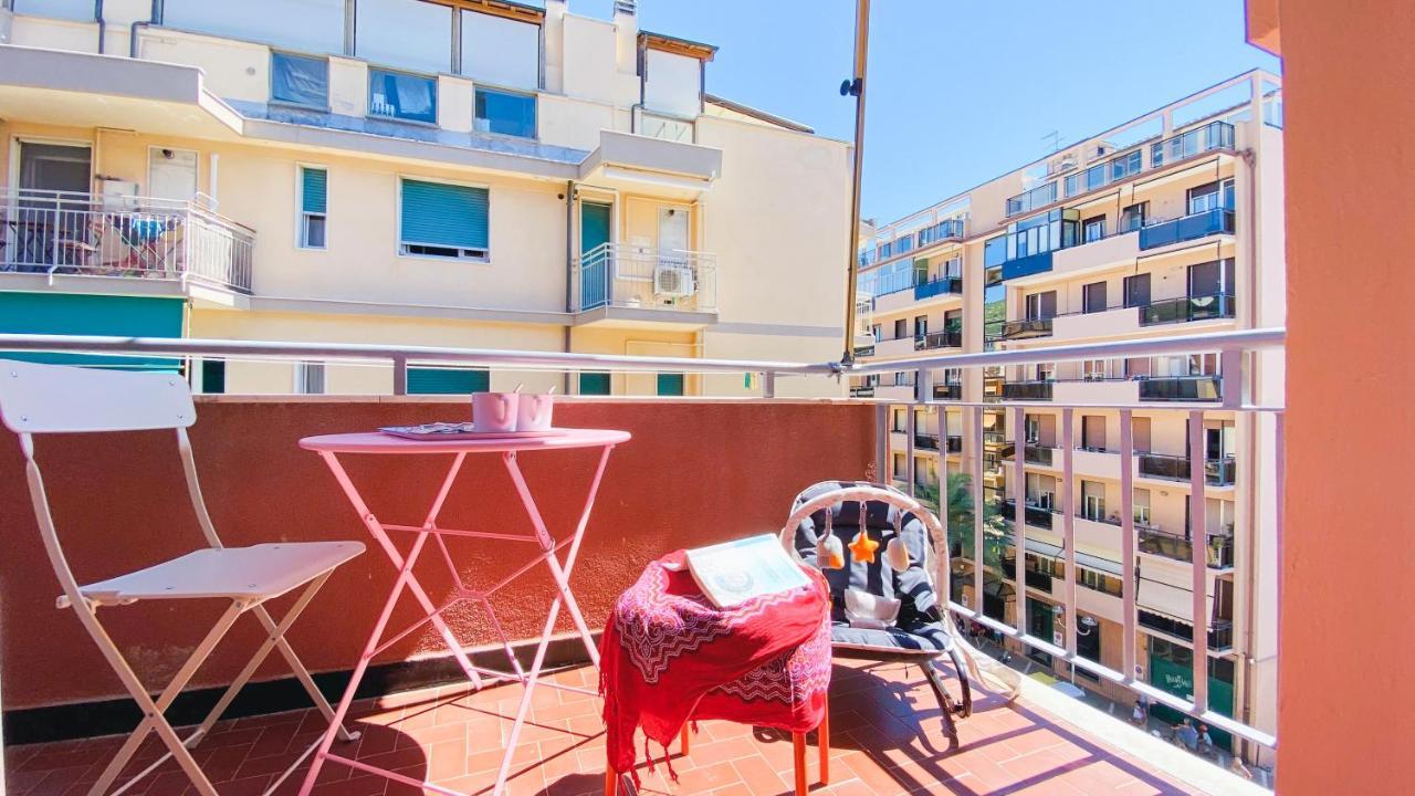 Babyaccommodation Family Panoramic II Pietra Ligure Buitenkant foto